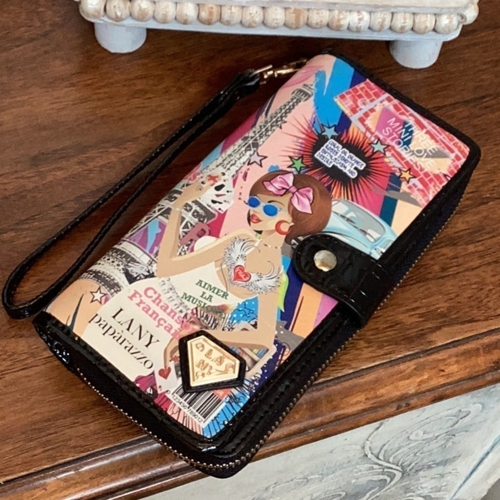 LANY paparazzo wallet/wristlet - Picture 10 of 16